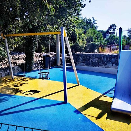 Apartman Tri Palme Gabonjin Extérieur photo