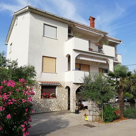 Apartman Tri Palme Gabonjin Extérieur photo