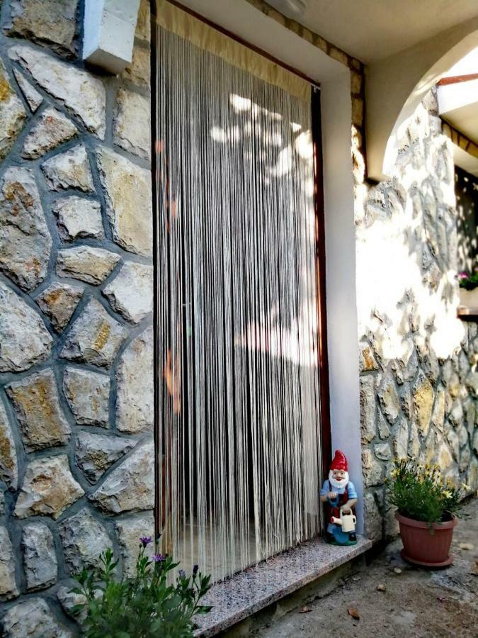 Apartman Tri Palme Gabonjin Extérieur photo